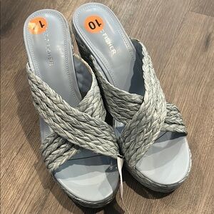 Marc Fisher Gray and Blue platform with Textured Design